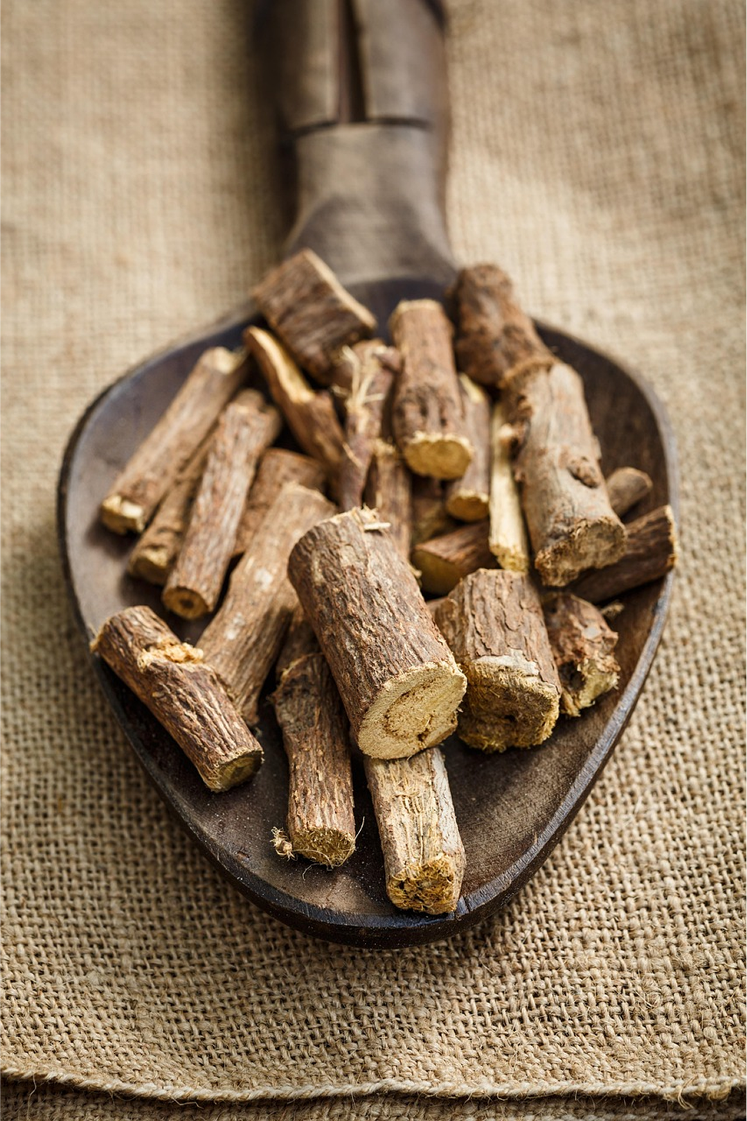 Yashtimadhuka (Licorice Root) – Glycyrrhiza glabra